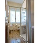 Lakeside With Balcony And View - Larihome A23 Apartament