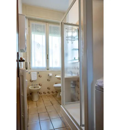 Lakeside With Balcony And View - Larihome A23 Apartament